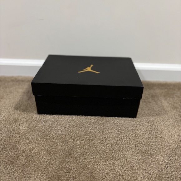 Women’s Air Jordan 6 “Carmine” - Picture 6 of 6